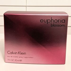 Calvin Klein euphoria blossom